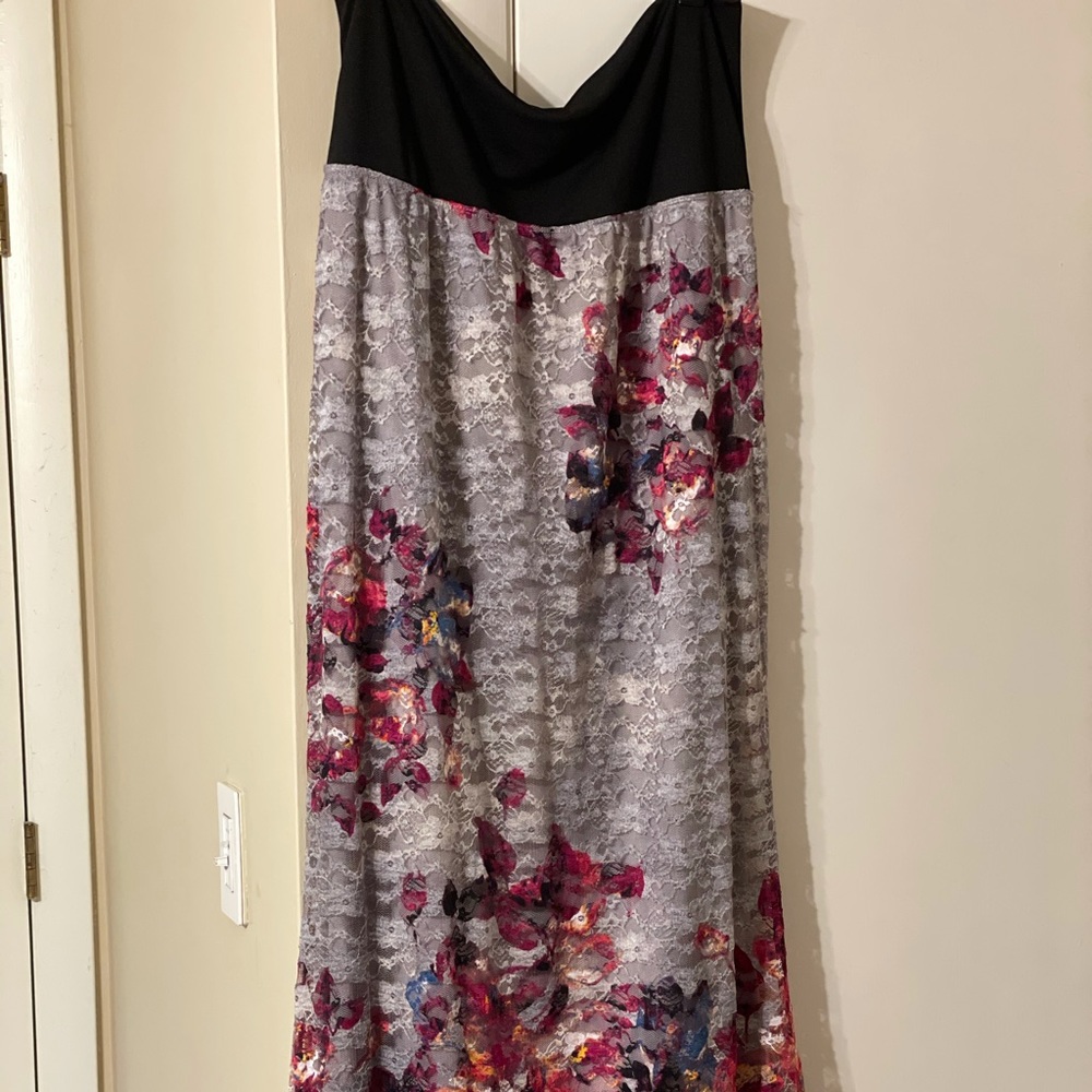 LAST CHANCE** Venus Lace Floral Maxi Skirt